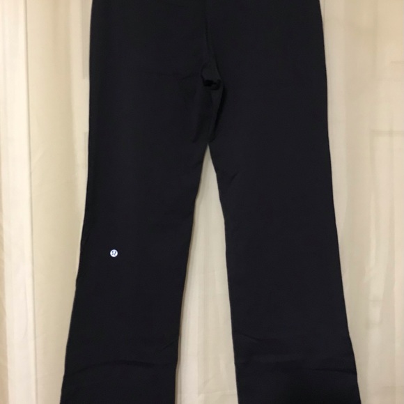 Lululemon pants size 10 - Picture 2 of 5